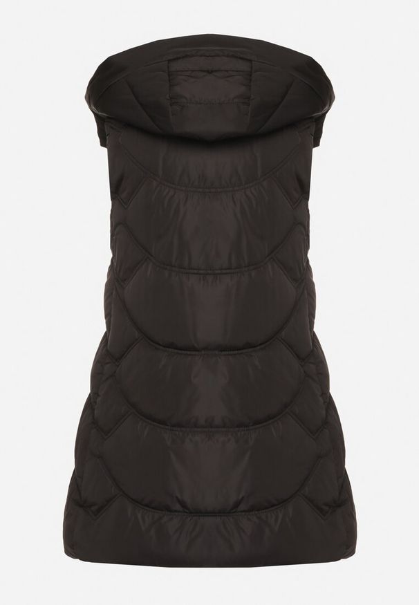 Born2be - Czarna Kamizelka z Odpinanym Kapturem Ozdobiona Pikowaniem Tulira. Okazja: na co dzień. Kolor: czarny. Materiał: jeans. Wzór: aplikacja. Styl: klasyczny, casual, elegancki