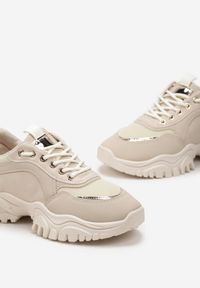 Born2be - Beżowe Sneakersy Irelota. Nosek buta: okrągły. Kolor: beżowy. Materiał: materiał, tkanina. Szerokość cholewki: normalna #5