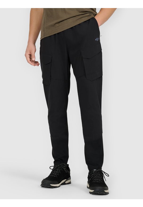 4f - 4F Spodnie trekkingowe szybkoschnące męskie - czarne S. Kolor: czarny. Materiał: materiał. Technologia: Primaloft. Sport: wspinaczka, turystyka piesza