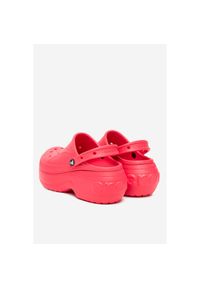 Klapki Crocs. Kolor: różowy