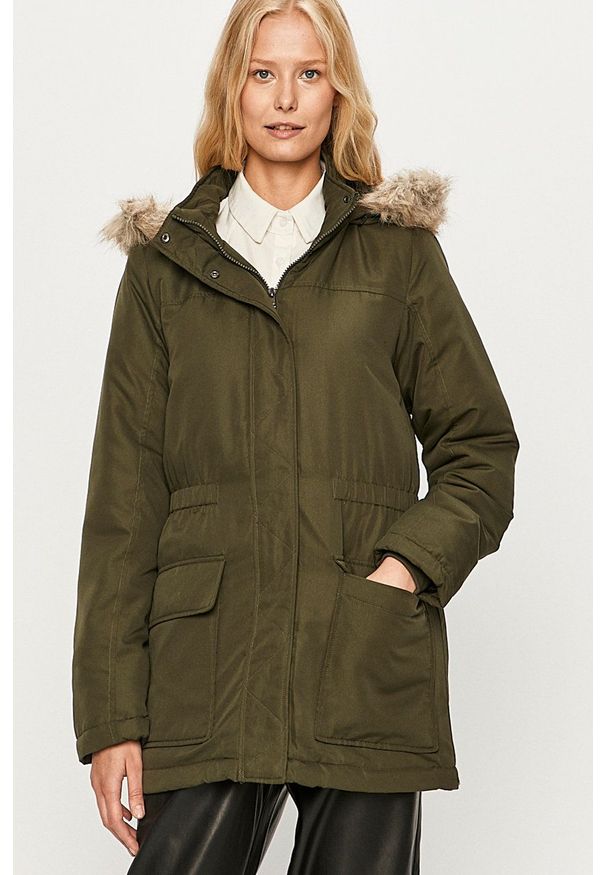 JDY - Jacqueline de Yong - Kurtka. Okazja: na co dzień. Kolor: zielony. Materiał: futro. Styl: casual