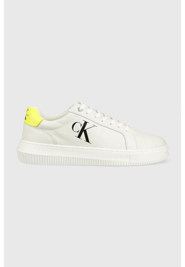 Calvin Klein Jeans sneakersy skórzane Chunky Cupsole Laceup Low YM0YM00427.0LE kolor biały. Nosek buta: okrągły. Zapięcie: sznurówki. Kolor: biały. Materiał: skóra