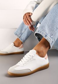 Renee - Biało-Różowe Sznurowane Sneakersy Klasyczne z Cholewką przed Kostkę Laeltia. Wysokość cholewki: przed kostkę. Kolor: biały. Materiał: jeans. Szerokość cholewki: normalna