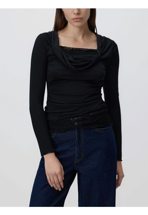 Reserved - Bluzka z koronkową wstawką - czarny. Kolor: czarny. Materiał: koronka