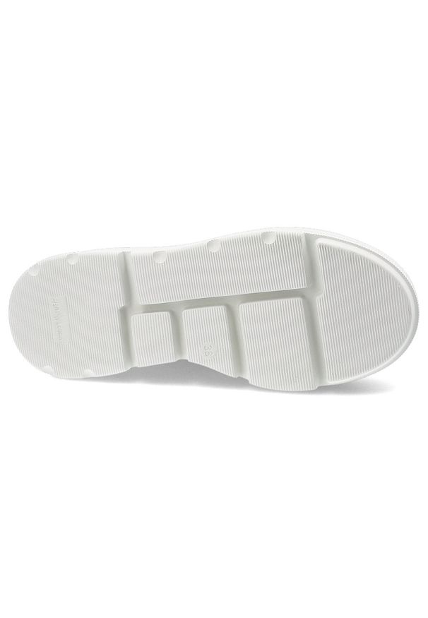 CheBello - Srebrne Sneakersy Chebello Stylowe Obuwie Damskie Na Platformie. Okazja: na co dzień. Zapięcie: sznurówki. Kolor: srebrny. Materiał: materiał. Szerokość cholewki: normalna. Obcas: na platformie. Styl: elegancki