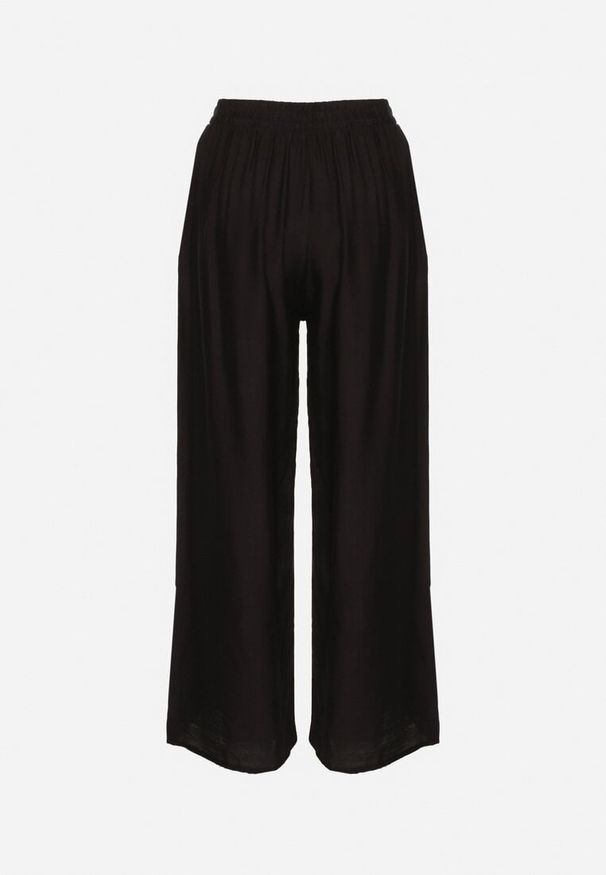 Born2be - Czarne Wiskozowe Szerokie Spodnie z Wysokim Stanem Divola. Okazja: na spacer, na co dzień. Stan: podwyższony. Kolor: czarny. Materiał: wiskoza. Sezon: lato. Styl: casual, klasyczny