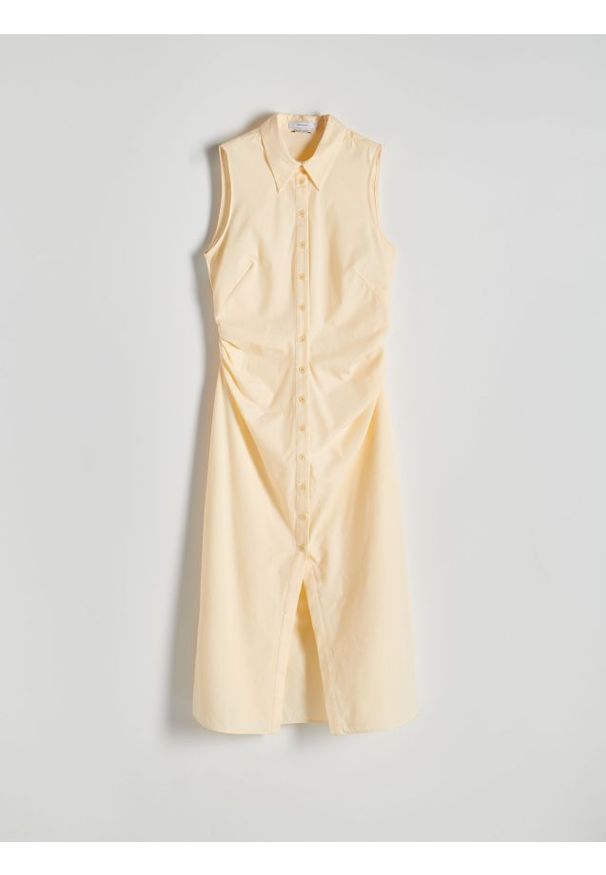 Reserved - Sukienka midi z kołnierzykiem - jasnożółty. Kolor: żółty. Materiał: bawełna. Długość: midi