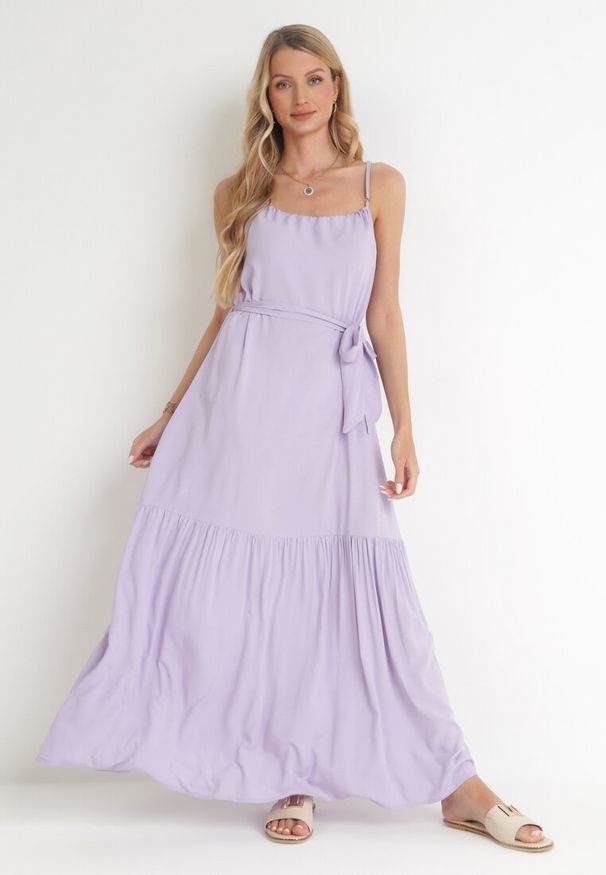 Born2be - Fioletowa Rozkloszowana Sukienka Maxi na Ramiączkach Awlia. Kolor: fioletowy. Długość rękawa: na ramiączkach. Sezon: lato. Długość: maxi