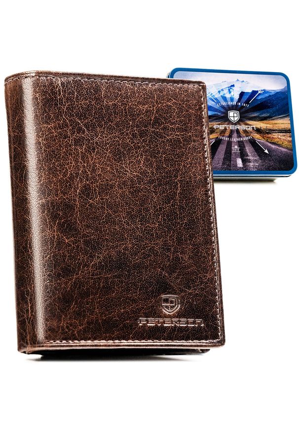 Elegancki, skórzany portfel męski w brązowym kolorze bez zapięcia zewnętrznego - Peterson. Kolor: brązowy. Materiał: skóra
