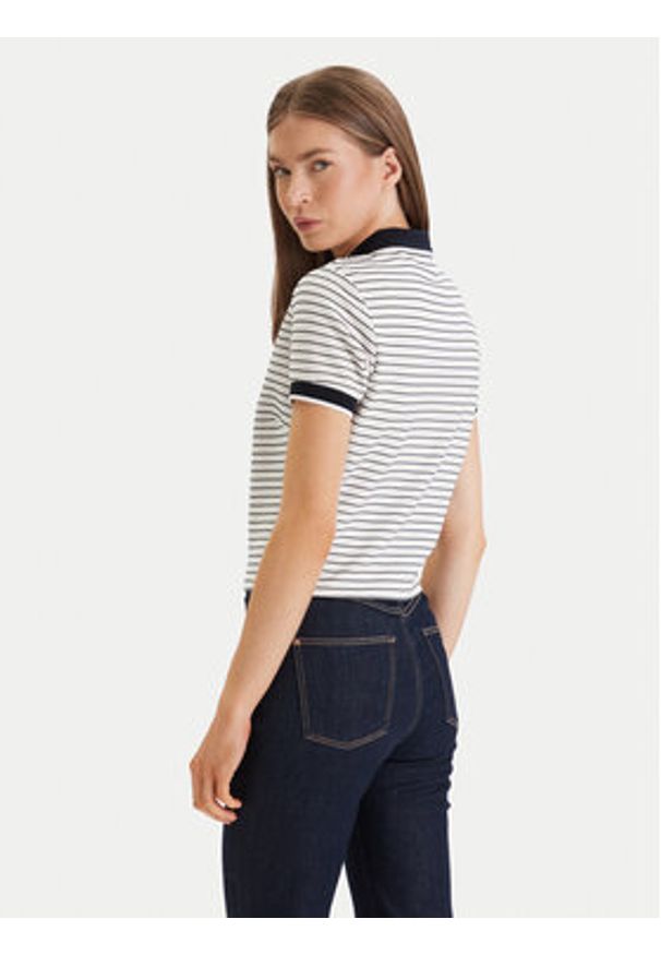 Guess Polo W6GP17 K2946 Biały Regular Fit. Typ kołnierza: polo. Kolor: biały. Materiał: wiskoza