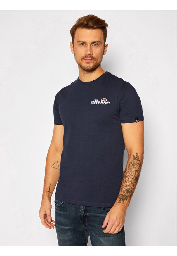 Ellesse T-Shirt Voodoo SHB06835 Granatowy Regular Fit. Kolor: niebieski. Materiał: bawełna