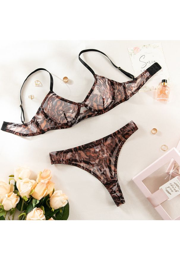 Intica - Zestaw bielizny z figami z delikatnym wzorem na romantyczne wieczory Engelica. Kolor: wielokolorowy. Materiał: materiał