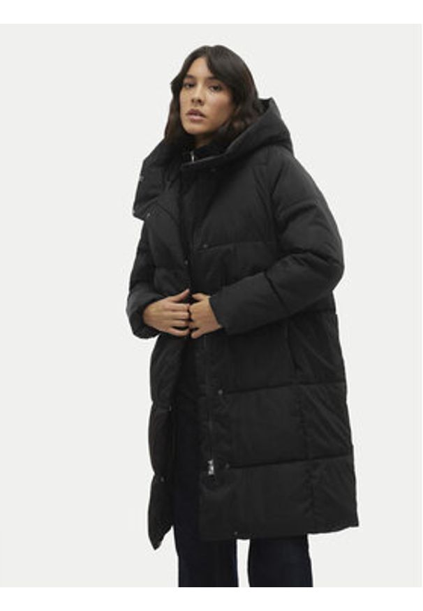 Vero Moda Kurtka zimowa Stella 10300030 Czarny Loose Fit. Kolor: czarny. Materiał: syntetyk. Sezon: zima