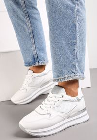 Renee - Białe Sneakersy na Grubej Podeszwie z Metaliczną Wstawką Piria. Kolor: biały. Materiał: jeans, dresówka #4