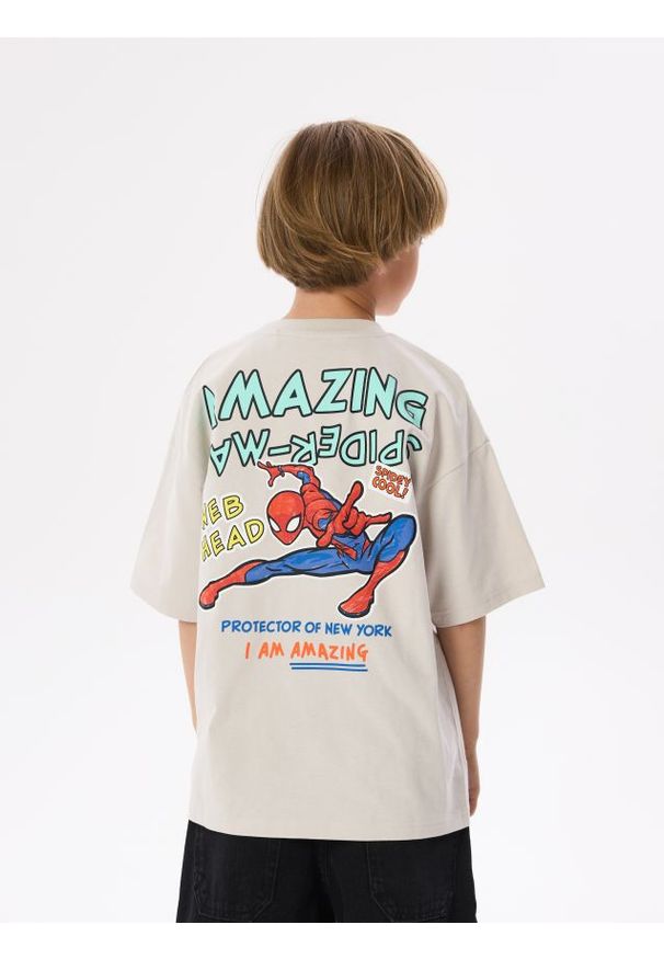 Reserved - T-shirt Spider-Man - jasnoszary. Kolor: szary. Materiał: bawełna, dzianina