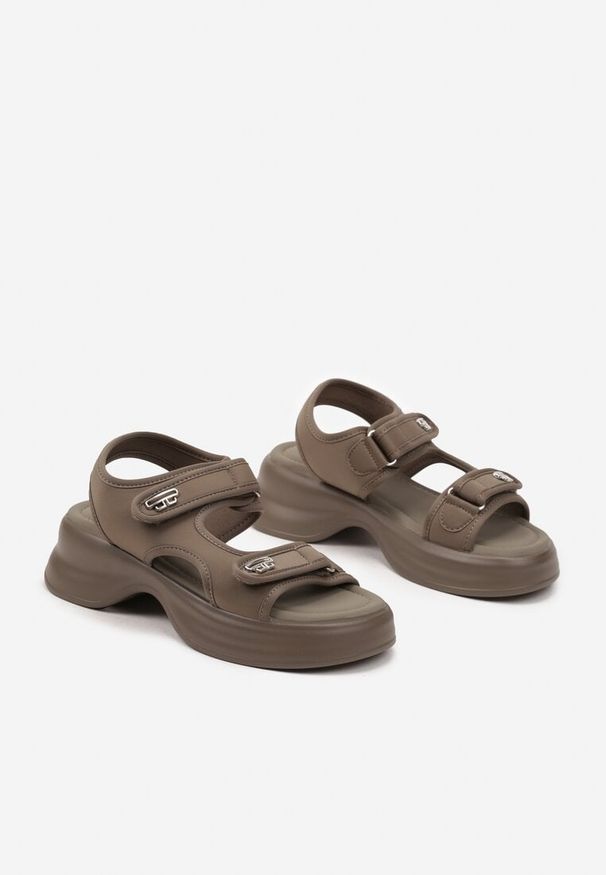 Renee - Zielone Sandały Chunky na Grubej Podeszwie Tersekia. Okazja: na co dzień. Zapięcie: rzepy. Kolor: zielony. Materiał: jeans. Wzór: aplikacja. Obcas: na platformie. Styl: casual