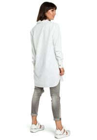 Be Active - Długa koszula damska tunika oversize z kołnierzykiem biała. Kolor: biały. Materiał: jeans, materiał, tkanina, len. Sezon: lato. Typ sukienki: koszulowe, oversize. Długość: maxi #3