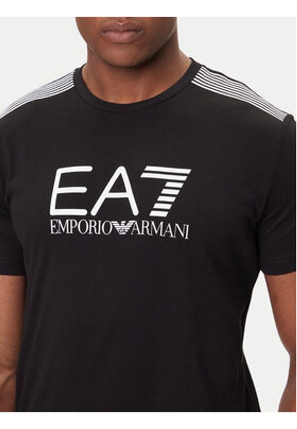 EA7 Emporio Armani T-Shirt 7M000961 AF10375 UC001 Czarny Regular Fit. Kolor: czarny. Materiał: bawełna