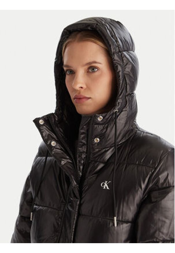 Calvin Klein Jeans Kurtka zimowa LV047D506G Czarny Relaxed Fit. Kolor: czarny. Materiał: syntetyk. Sezon: zima
