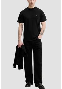 Guess - GUESS Czarny męski t-shirt na krótki rękaw Small Patch, Rozmiar S. Okazja: na co dzień. Kolor: czarny. Długość rękawa: krótki rękaw. Długość: krótkie. Styl: casual, klasyczny #4
