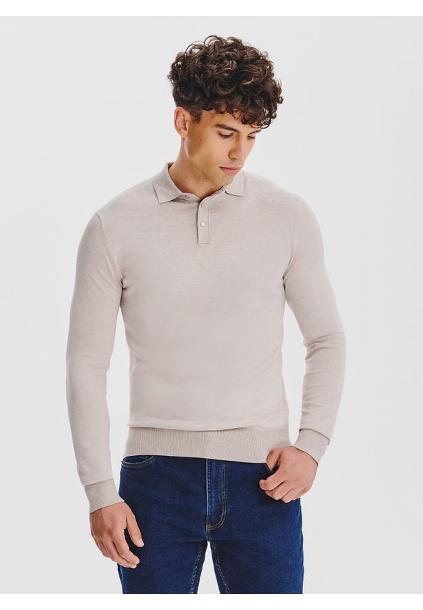 Pako Lorente - Sweter polo w kolorze beżowym. Okazja: na co dzień. Typ kołnierza: polo. Kolor: beżowy. Materiał: poliamid, wiskoza. Sezon: jesień. Styl: casual