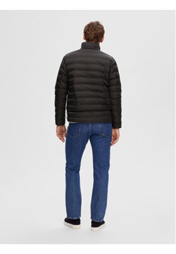 Selected Homme Kurtka przejściowa 16089395 Czarny Regular Fit. Kolor: czarny. Materiał: syntetyk
