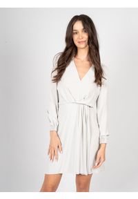 Patrizia Pepe Sukienka | 8A1196/A8I1 | Kobieta | Szary. Okazja: na co dzień. Kolor: szary. Materiał: wiskoza. Sezon: lato. Typ sukienki: proste, kopertowe, sportowe. Styl: sportowy, casual