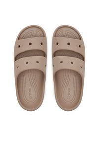 Crocs Klapki Classic Sandal v2 209403 Brązowy. Kolor: brązowy