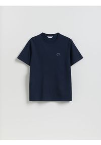 Reserved - Strukturalny t-shirt regular fit - granatowy. Kolor: niebieski. Materiał: bawełna, dzianina #1