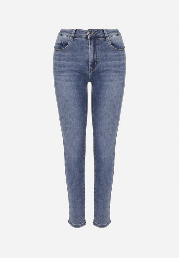Born2be - Jasnoniebieskie Jeansy z Bawełną i Efektem Push Up o Dopasowanym Kroju Flortebia. Okazja: na co dzień. Kolor: niebieski. Styl: elegancki, casual