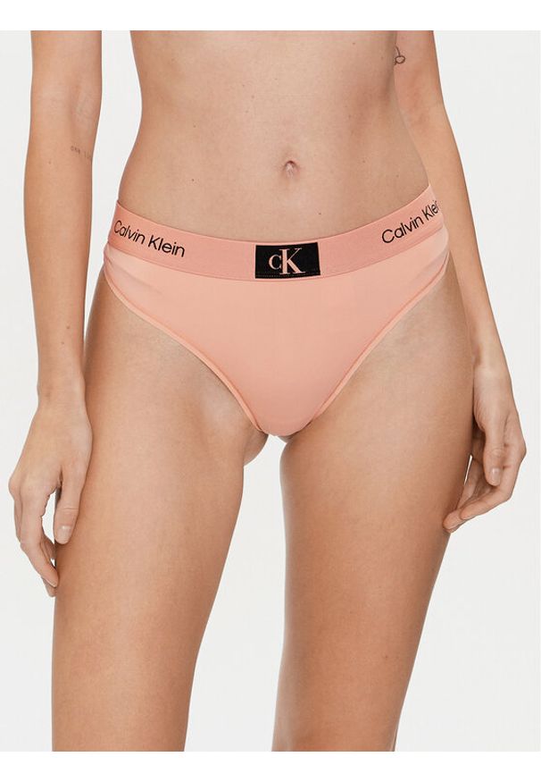 Calvin Klein Underwear Stringi 000QF7248E Różowy. Kolor: różowy. Materiał: syntetyk