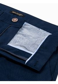 Ombre Clothing - Spodnie męskie chino - granatowe P830 - XL. Kolor: niebieski. Materiał: bawełna, tkanina, elastan. Styl: klasyczny, elegancki