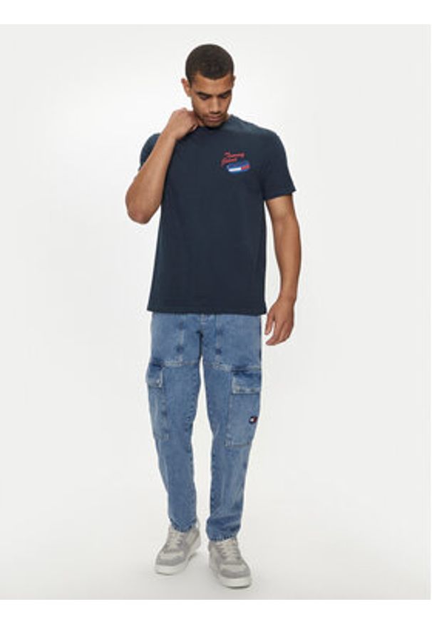 Tommy Jeans T-Shirt Fun Novelty DM0DM18552 Granatowy Regular Fit. Kolor: niebieski. Materiał: bawełna