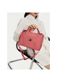 Torebka Tommy Jeans. Kolor: różowy #1