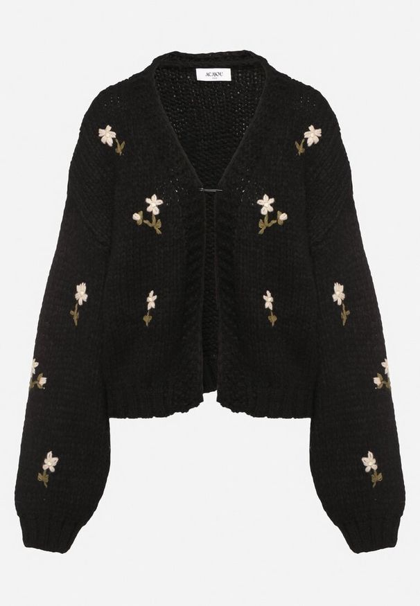 Born2be - Czarny Kardigan w Kwiatowy Wzór Zapinany na Ozdobną Agrafkę Patinita. Okazja: na co dzień. Kolor: czarny. Materiał: jeans. Długość: długie. Wzór: kwiaty. Styl: casual, elegancki