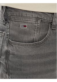 Tommy Jeans Szorty jeansowe Ronnie DM0DM18786 Szary Slim Fit. Kolor: szary. Materiał: bawełna