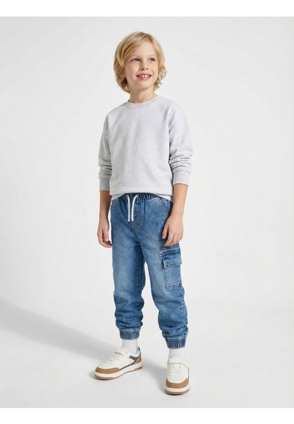 Sinsay - Jeansy loose - niebieski. Kolor: niebieski