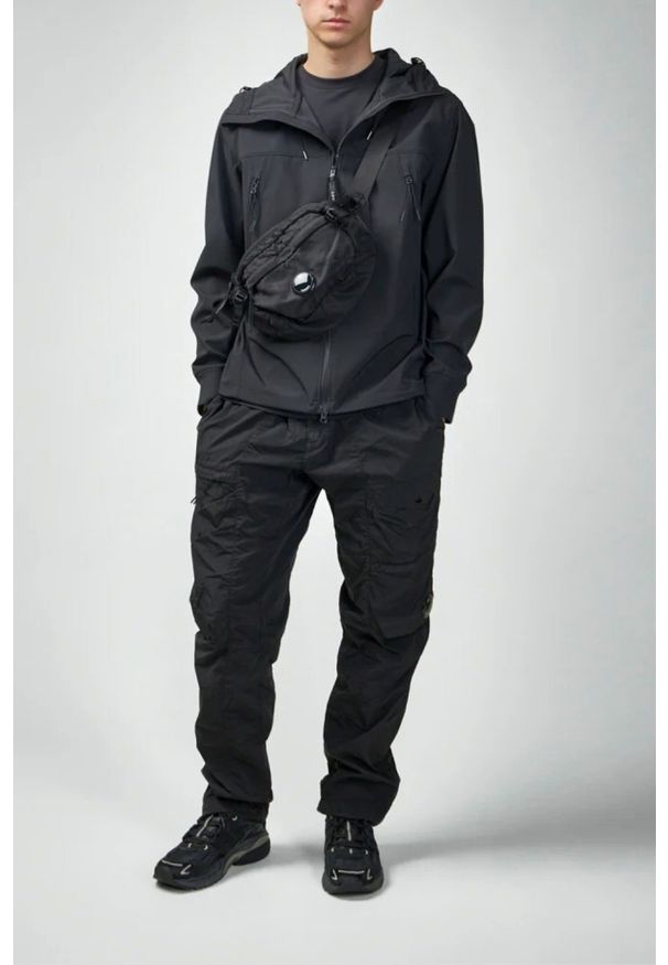 C.P. Company - C.P. COMPANY Czarna męska kurtka wiatrówka Outerwear. Kolor: czarny