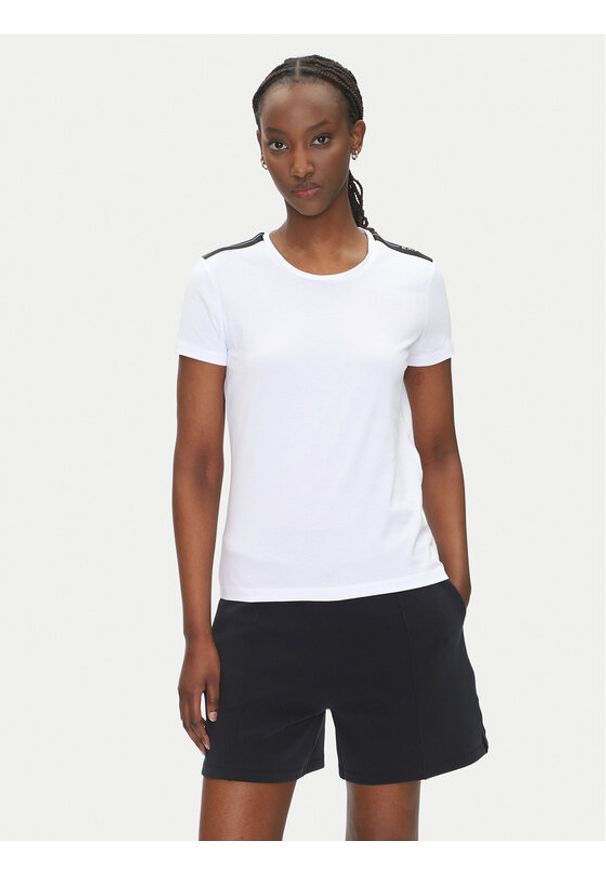 EA7 Emporio Armani T-Shirt 7W000497 AF14880 U0002 Biały Regular Fit. Kolor: biały. Materiał: bawełna