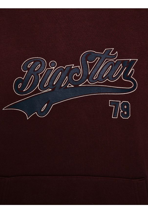 Big-Star - Bluza dziewczęca z kapturem z nadrukiem bordowa Rubilia 604. Typ kołnierza: kaptur. Kolor: czerwony. Materiał: dzianina. Wzór: nadruk. Styl: elegancki, młodzieżowy