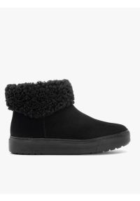 Ryłko - Czarne śniegowce z futerkiem. Zapięcie: bez zapięcia. Kolor: czarny. Materiał: skóra, welur. Szerokość cholewki: normalna. Sezon: zima. Obcas: na obcasie. Styl: street #1