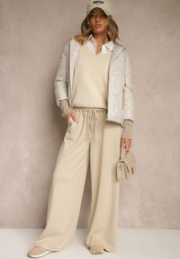 Renee - Jasnoszara Kurtka z Pikowanymi Przeszyciami Kapturem i Warstwowymi Rękawami Tulamia. Okazja: na co dzień. Kolor: szary. Materiał: jeans. Styl: casual #5