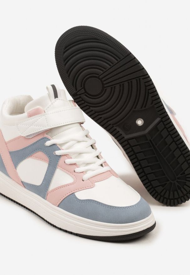 Renee - Biało-Różowe Sneakersy z Wysoką Cholewką Ylattia. Okazja: na co dzień. Wysokość cholewki: przed kolano. Zapięcie: rzepy. Kolor: biały. Szerokość cholewki: normalna. Wzór: aplikacja