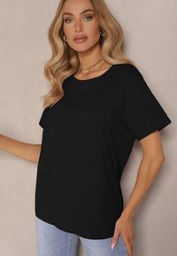 Renee - Czarny Klasyczny T-shirt Bawełniany o Casualowym Kroju Nattine. Okazja: na co dzień. Kolor: czarny. Materiał: bawełna. Wzór: gładki. Styl: klasyczny