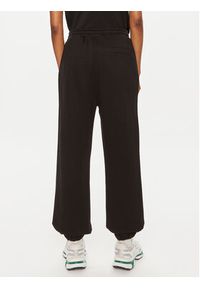 Karl Lagerfeld Jeans Spodnie dresowe 245J1000 Czarny Relaxed Fit. Kolor: czarny. Materiał: bawełna #3