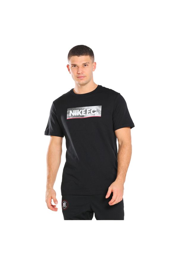 Nike - Bawełniana Koszulka Męska Fc Block. Kolor: czarny. Materiał: bawełna. Sport: turystyka piesza