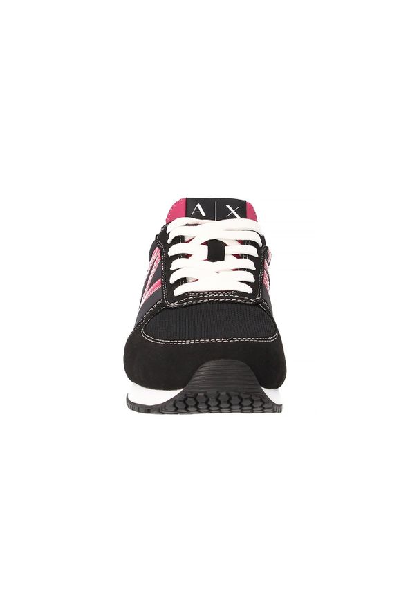 Armani Exchange - SNEAKERSY ARMANI EXCHANGE. Materiał: lakier. Wzór: napisy