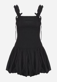 Born2be - Czarna Bawełniana Sukienka Bombka na Ramiączkach z Elastyczną Górą Linarisena. Okazja: na co dzień, na imprezę. Typ kołnierza: kokarda. Kolor: czarny. Materiał: bawełna. Długość rękawa: na ramiączkach. Typ sukienki: bombki. Styl: casual, elegancki #3