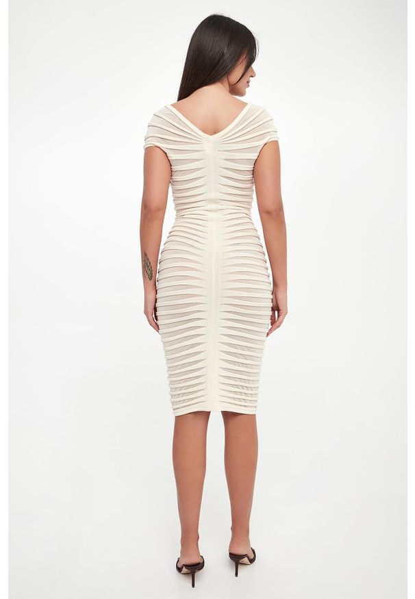 Elisabetta Franchi - Sukienka midi prążkowana ELISABETTA FRANCHI. Materiał: prążkowany. Długość: midi