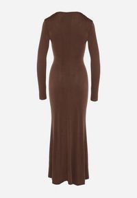 Born2be - Brązowa Sukienka Koktajlowa z Biżuteryjną Aplikacją i Długim Rękawem Idivianne. Kolor: brązowy. Długość rękawa: długi rękaw. Wzór: aplikacja. Typ sukienki: dopasowane. Styl: wizytowy #4